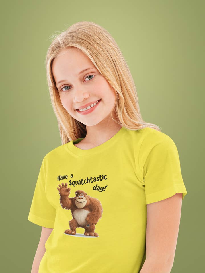 Have a Squatchtastic day - chemise pour jeunes/tout-petits pour la vente par Squatchin’ Country