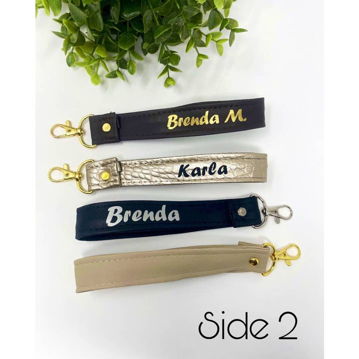 OMMO Designs - Vente Porte-clés – femme - Porte-clés personnalisé avec nom, porte-clés monogramme, bracelet porte-clés, porte-clés gravé, cadeau de fête des mères1