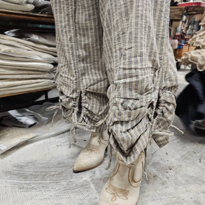 A Rare Bird Shop - Wholesale Pants - Women's - Stripe Peek a boo Pant2