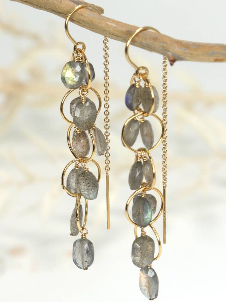 Labradorite Aurora Örhängen för wholesale av Mickey Lynn