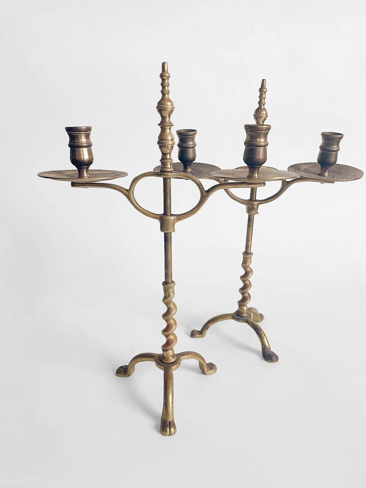 Antique Adjustable Candleholder Set for wholesale by virga