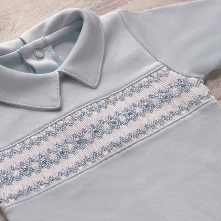 Calzino da bambino Capri Blue Waves con grembiule per la vendita all'ingrosso da parte di Almudena Baby