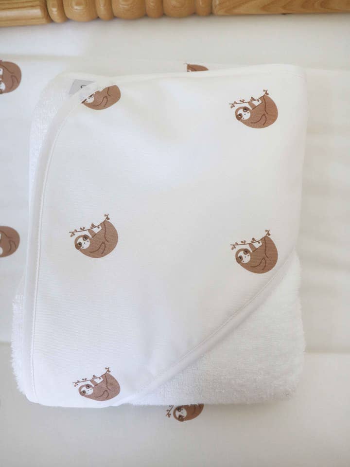 Sleepy Bath Towel for wholesale by gloop!