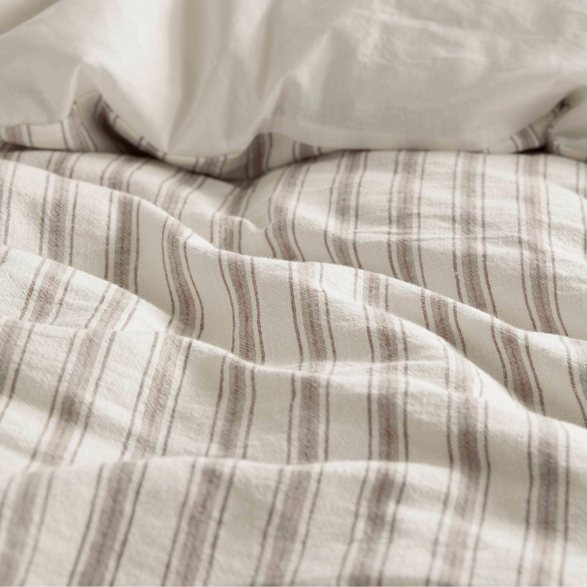 Olliix - Wholesale Bedding Set - 3 Piece Yarn-Dyed Stripes All-Seasons Duvet Set, Tan13