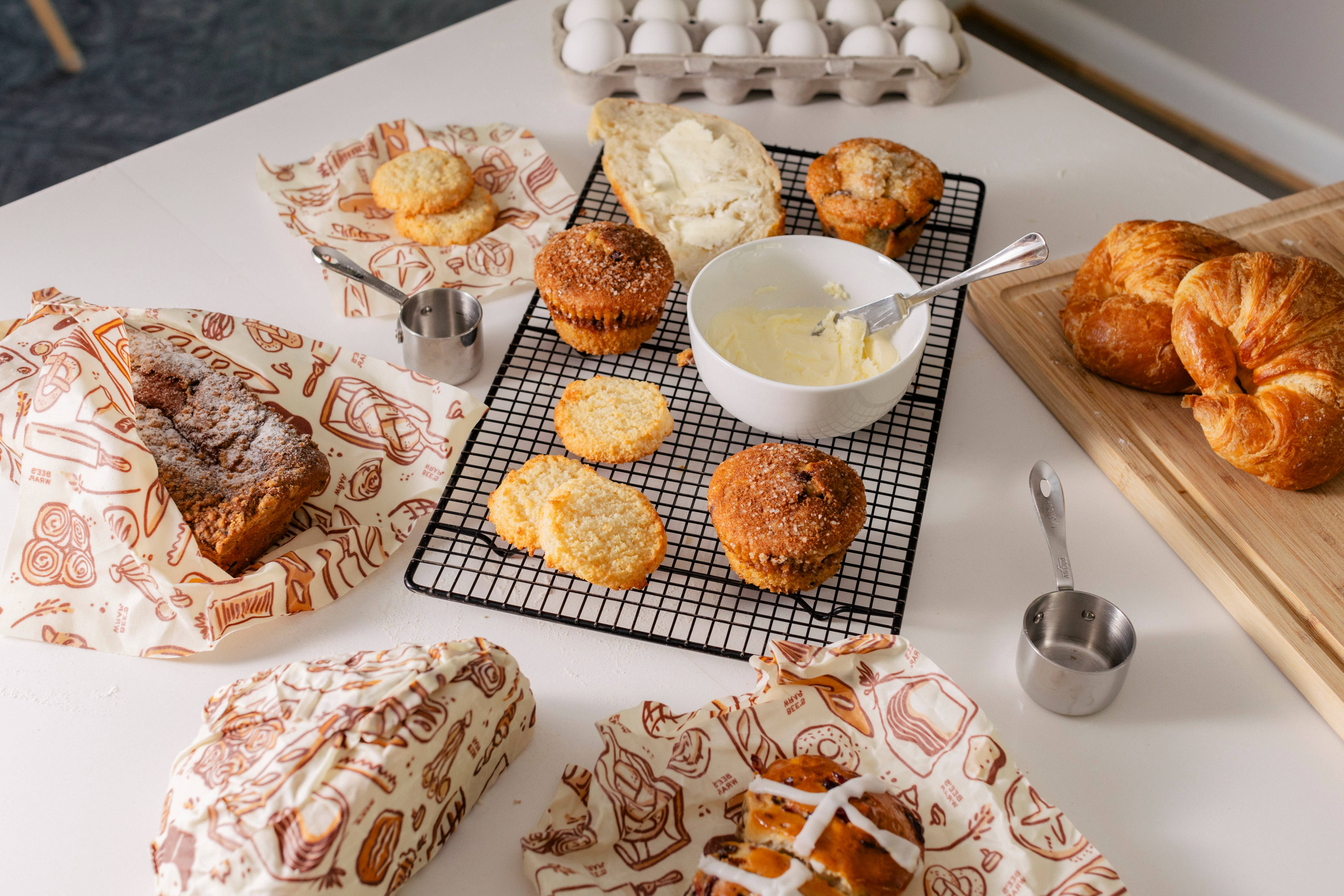 Bee's Wrap - Wholesale Food Storage Wrap/Bag - New! Bakery Lane - Cut-to-Size Roll4