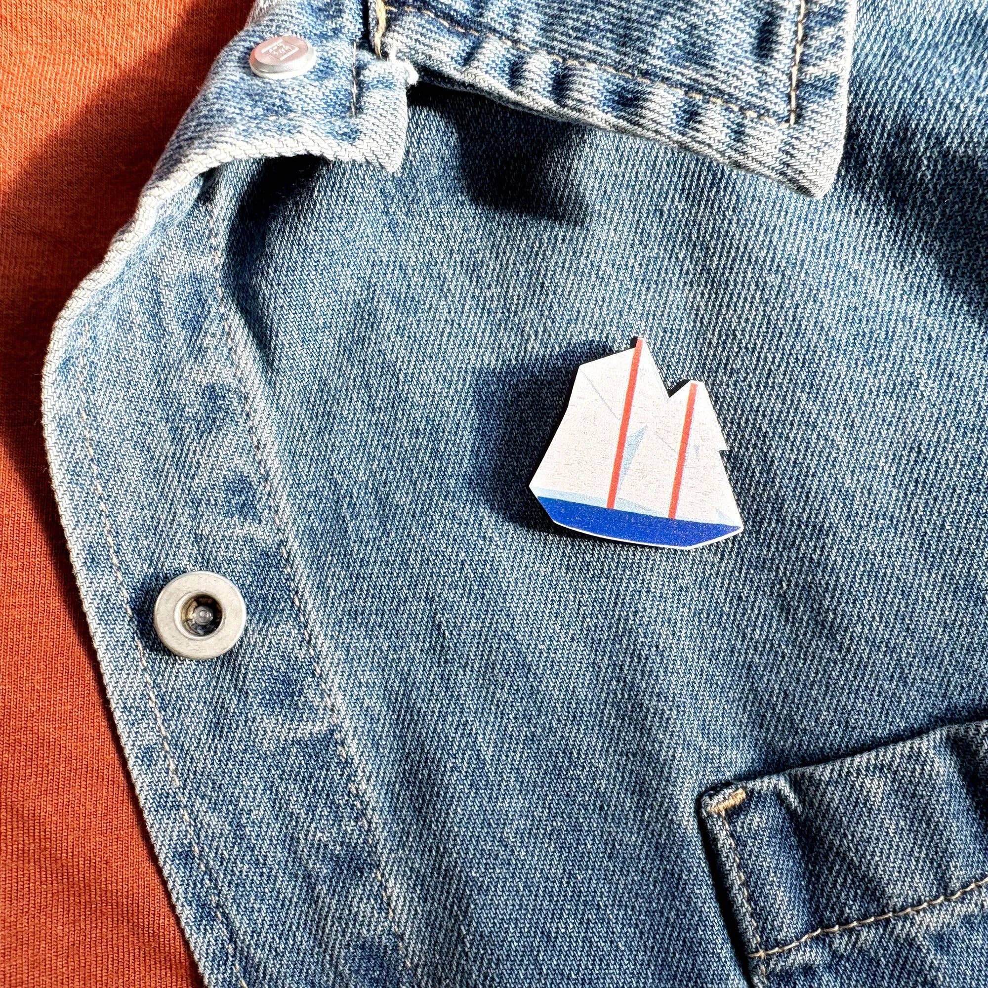 Kautzi Illustrations - Wholesale Lapel Pin/Button - Wooden Pin Boat – Wholesale1
