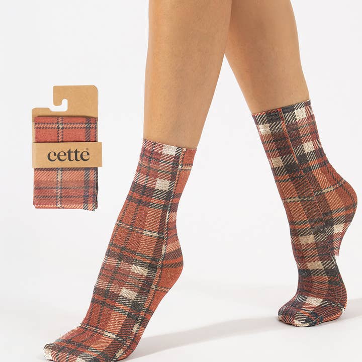 Gengibre - Meias de Natal, Meias de Festa Brilhantes, Presente de Natal e outras tendências em Compre lãs e linhas B2B. Devoluções gratuitas e condições de pagamento a 60 dias na Faire na Faire.