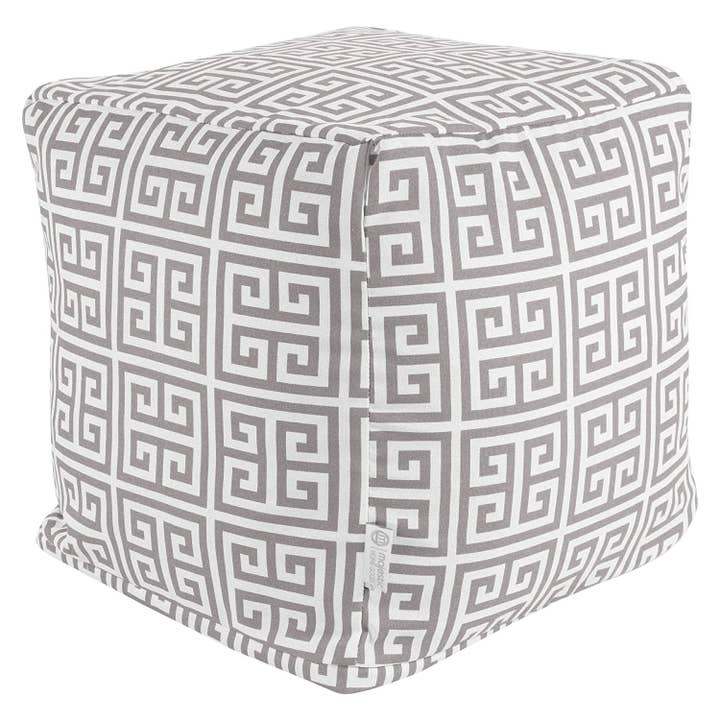 Cubo ottomano Majestic Home Goods Grey Towers per la vendita all'ingrosso da parte di Majestic Home Goods