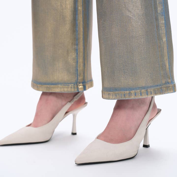 GOLDEN HIGH RISE WIDE LEG DENIM JEANS WITH FINISHED HEM BYW8180 for wholesale on Faire
