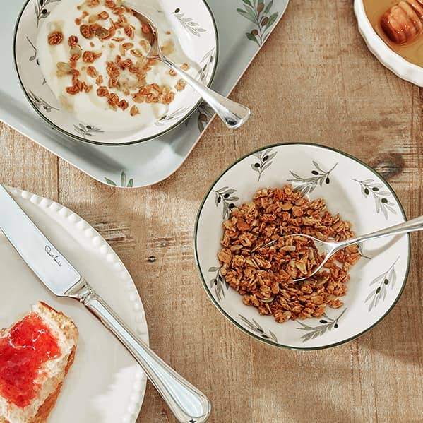 Sophie Allport – wholesale Bowl – Olive Stoneware Nibbles Bowl1