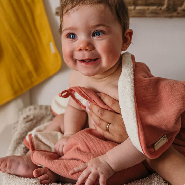 Baby towels (set) for wholesale by Smikkels