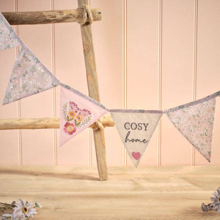 Ditsy Floral Cosy Home 8 Fabric Flag Bunting with Applique and Printing
for wholesale by Langs