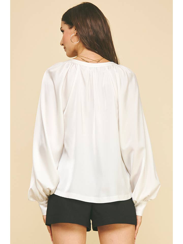 PINCH - Wholesale Blouse - Women's - V-NECK WOVEN BLOUSE TOP - 6183T4