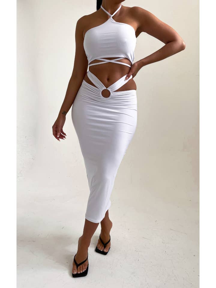 Femme Luxe – wholesale Top & skirt set – Women's – White Strappy Halter Neck Ring Detail Skirt Co-ord - Monika2