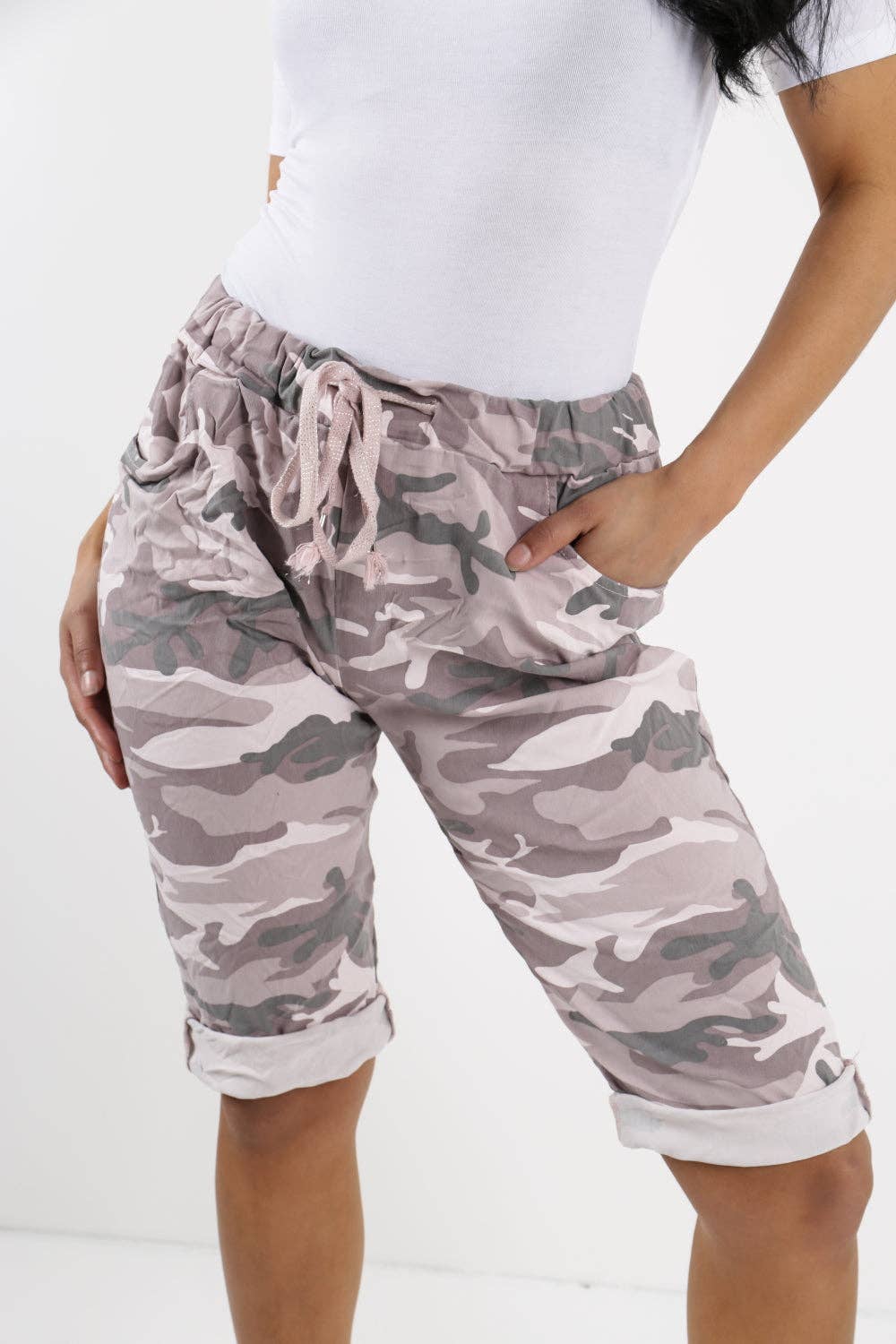 Miss Bold – wholesale Shorts – Women’s – Italian Camouflage Magic Chino Shorts30