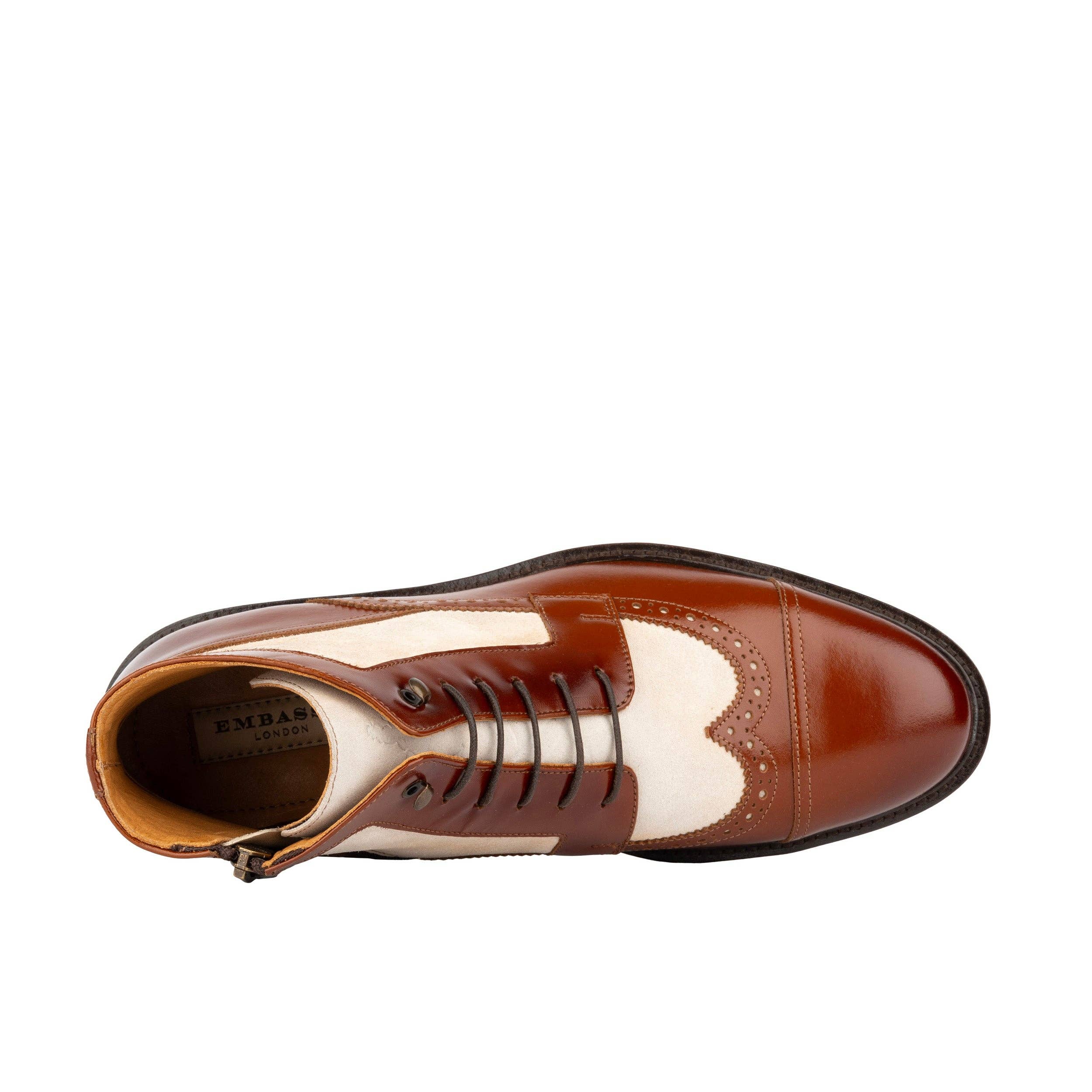 Embassy London – wholesale Chelsea boots – Men's – Charles - Light Tan & Cream - Men's Toe-Cap Dressy Leather & Suede Boot with Brogue Details5