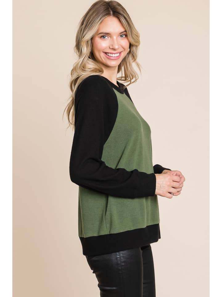 Emerald Collection - Wholesale Knit Top - Women's - ETK-8841-PL Plus Size Color Block Hacci Brush Top12