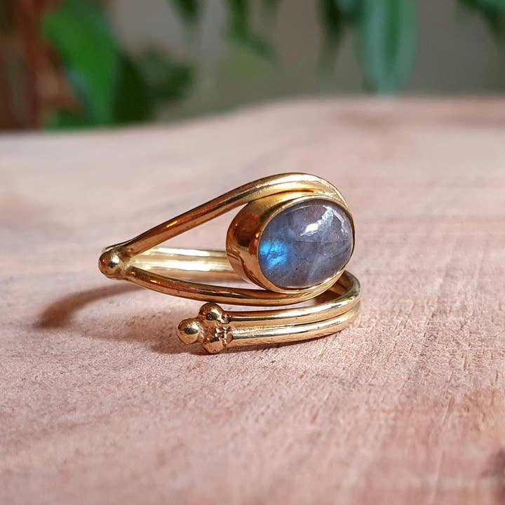 Kaali Boutique - Wholesale Multi-Stone Ring - Adjustable Labradorite Ring Ethnic style Brass / Boho / Bohemian / Psy / Rustic / Tribal / Gypsy / Festival / Healing / Festival1