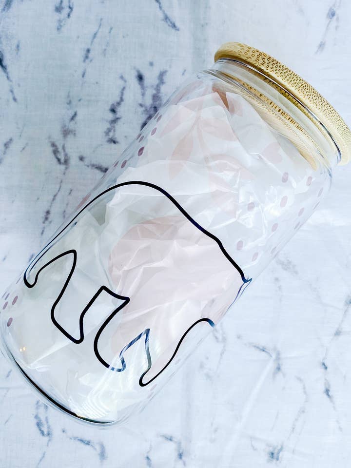 Tasse en verre Mama Bear pour la vente par Lyla & Rose