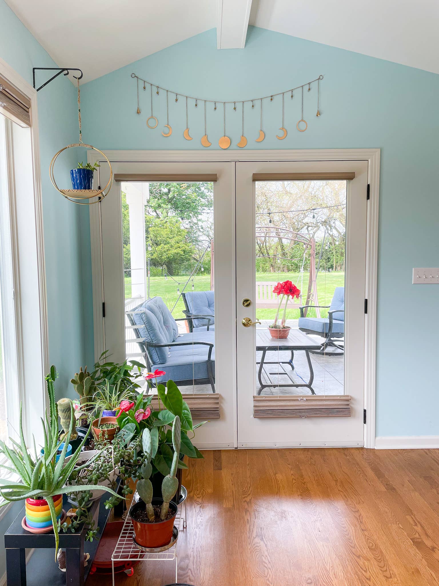 Mira Fair Trade - Vente Fanion/guirlande - Guirlande lune en métal recyclé doré1