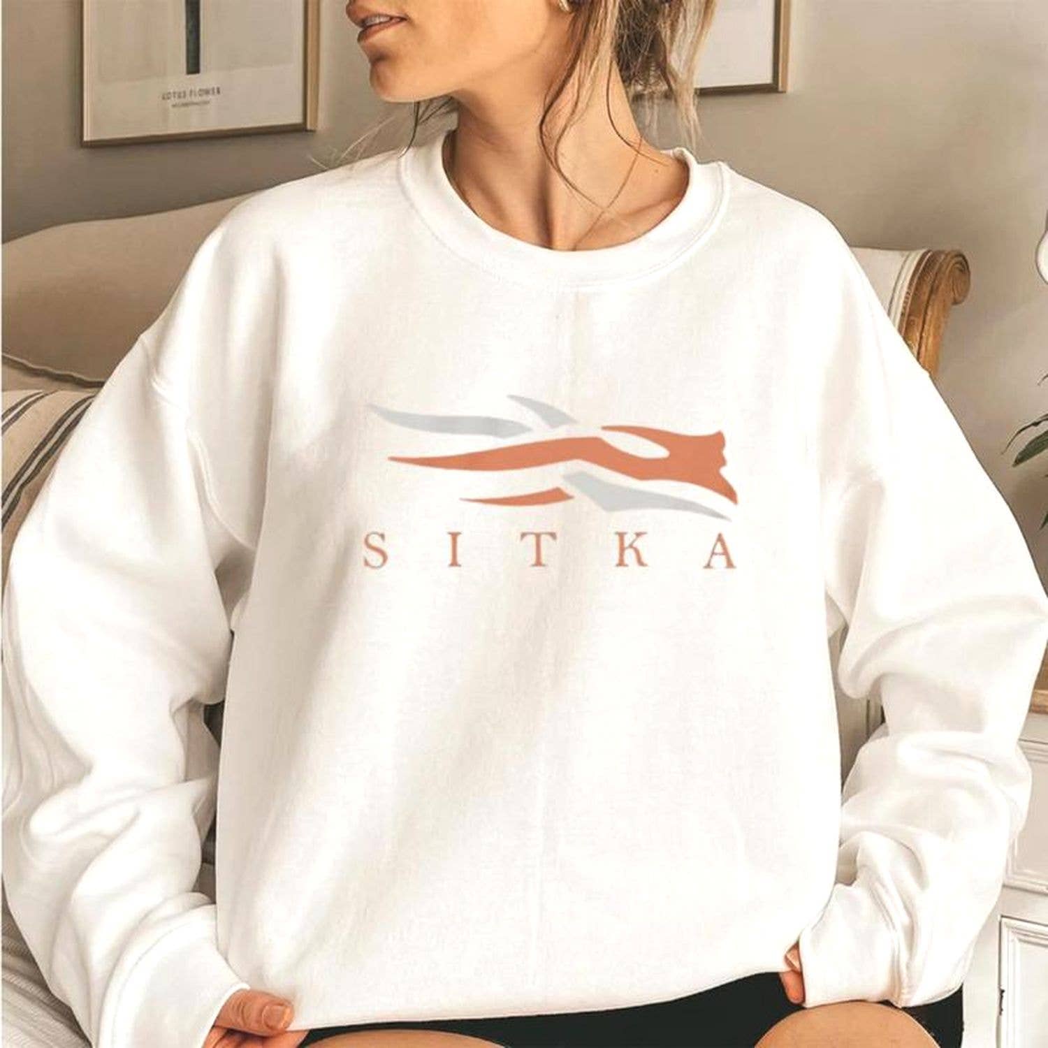 TheKingShirt - Wholesale Graphic Sweatshirt - Women's - SITKA Tactical Crew Neck Sweatshirt - Hunting Outdoors Gear4