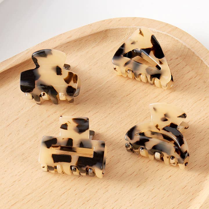 4PCS - Tortoise Various Shape Hair Claw Clips for wholesale by Sensibling Corp.