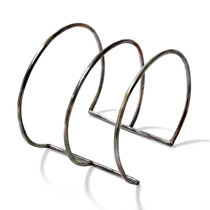 Bracelet manchette Three Muses pour la vente par Uncommon Threads Studio