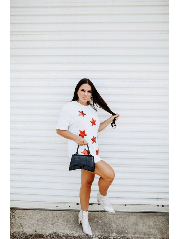 Distressed Vintage Couture - Wholesale T-Shirt - Women's - Red Star Tee1