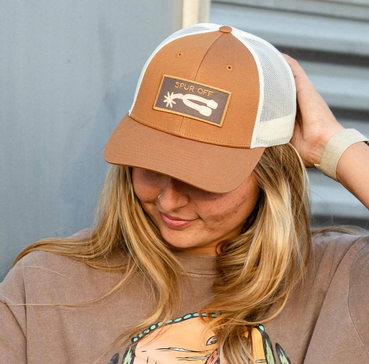 Modern Cowgirl - Vendita all'ingrosso Cappellino da camionista - Donna - Cappello Spur Off Patch0