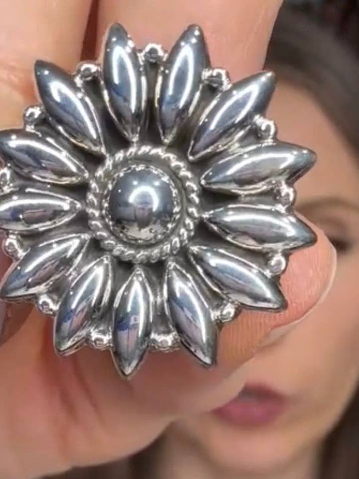 Ensemble Sterling Tournesol d'Été pour la vente par Krush Kandy