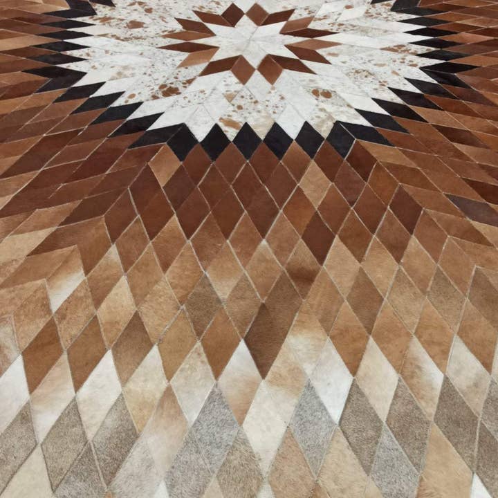 PIGMENTIFY - Wholesale Area Rug - Cowhide Rug Star Patchwork Premium Quality Leather