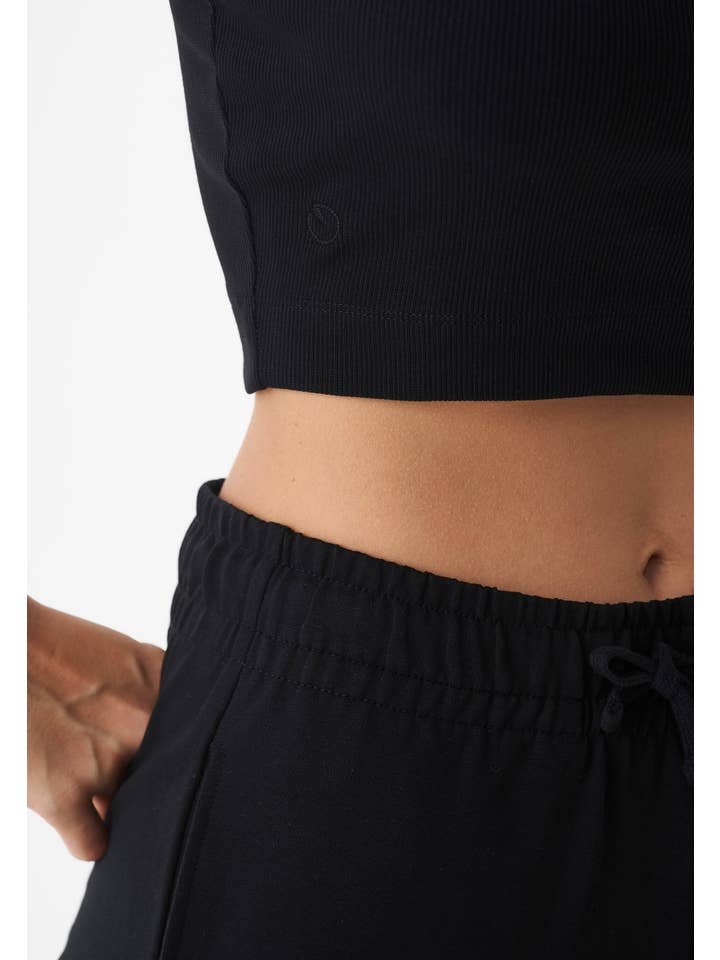 ORGANICATION - Wholesale Knit Top - Women's - SONNIA | Cropped Rib Top aus Bio-Baumwolle4