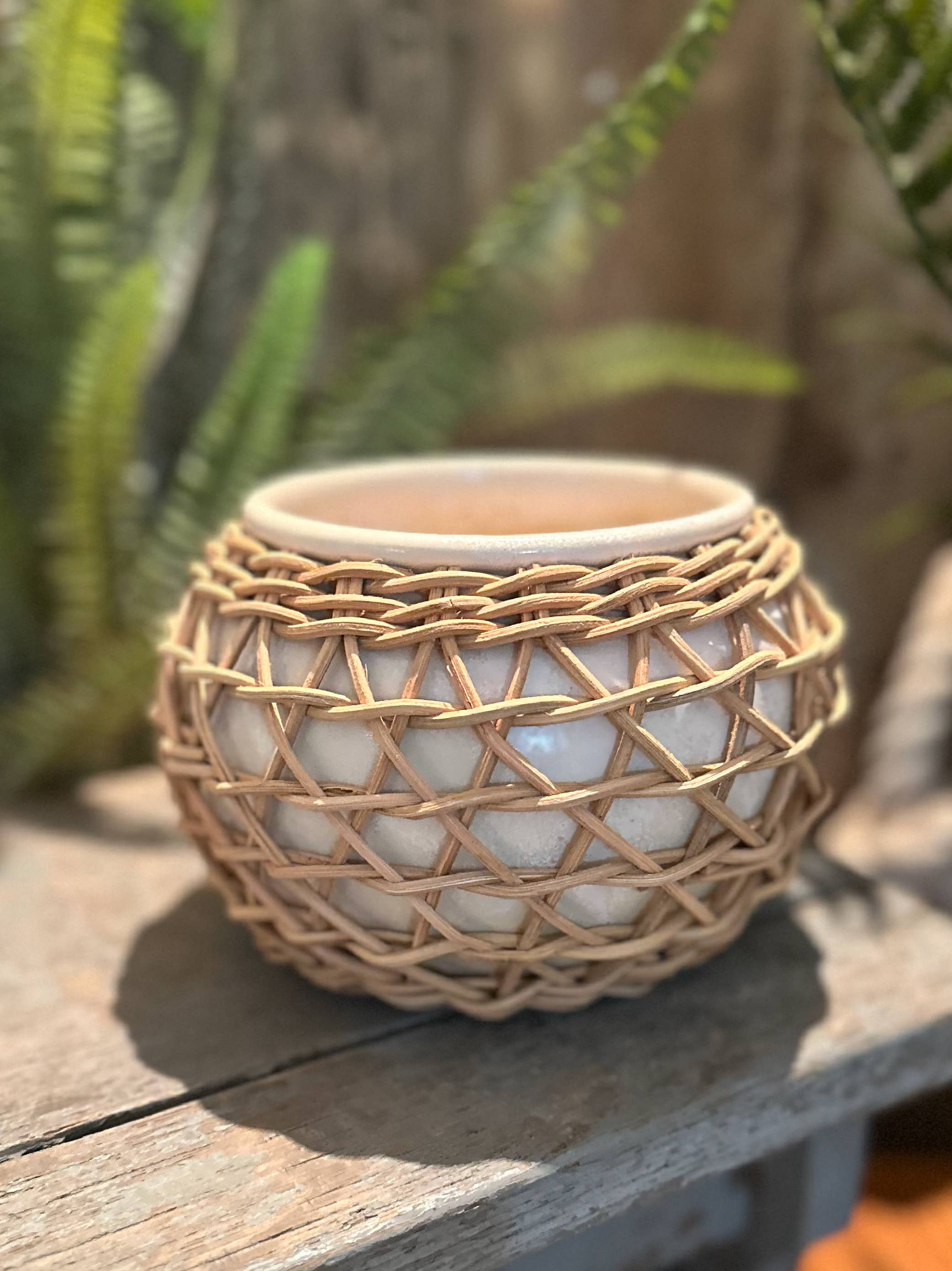 Made Market Co. - Wholesale Plant pot - Rattan Planter White