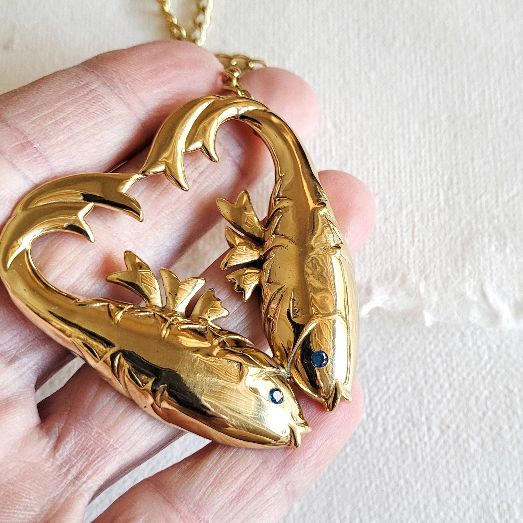 Bisjoux - Wholesale Pendant/Charm Necklace - Brass double fish  heart aquamarine pendant Necklace3