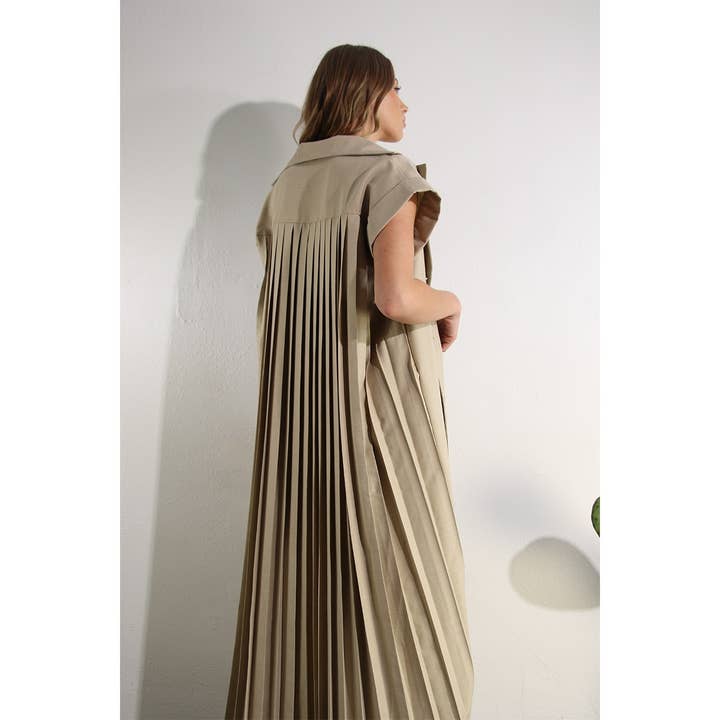 LEITE DE AVEIA CONJUNTO DE CASACO COM PREGAS NAS COSTAS E CALÇAS - Cor Leite de Aveia para venda a revendedores na Faire7