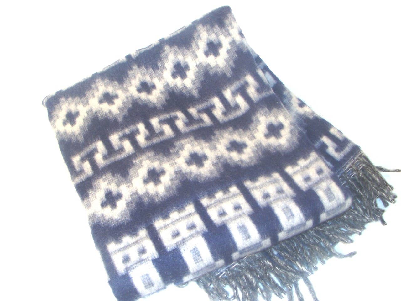 Sanyork Fair Trade - Wholesale Throw Blanket - Brushed Alpaca Geometric Inca Designs Blanket Reversible1
