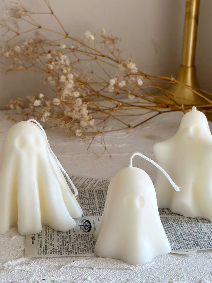 Halloween Ghost Shaped Candles for wholesale by LA AROMA CANDLE CO.