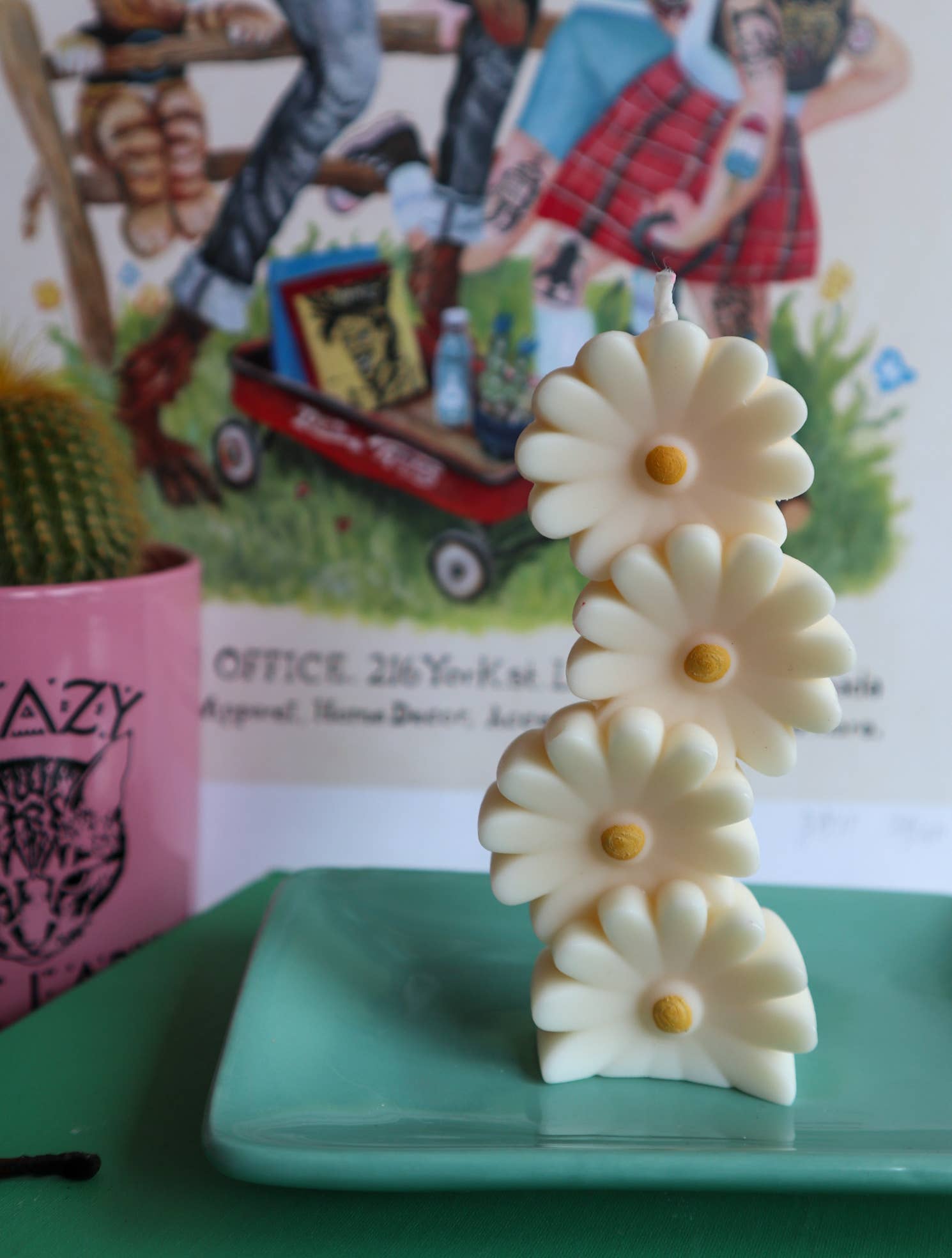 Drop Dead Candles - Wholesale Novelty Candle - Daisy Flower Pillar Candle3