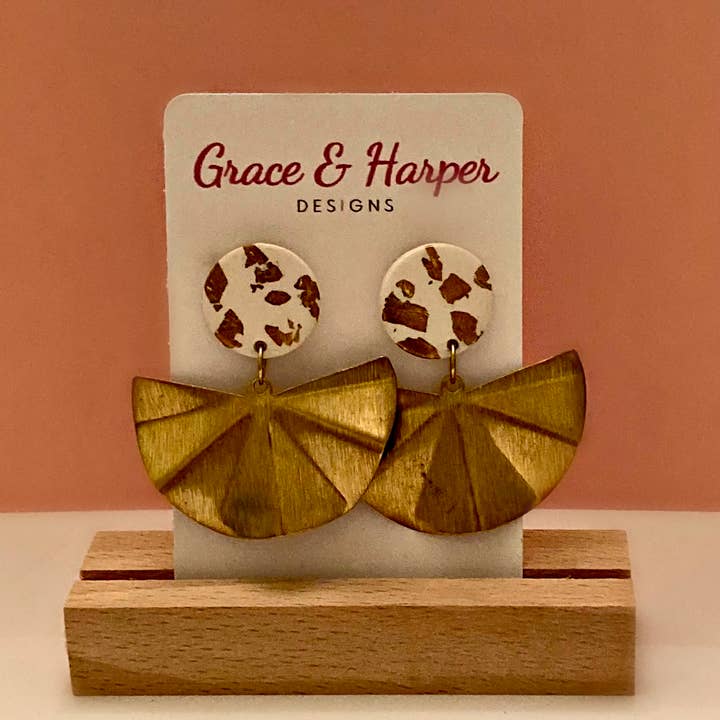 Goldie - White and Gold for wholesale by Grace and Harper Designs