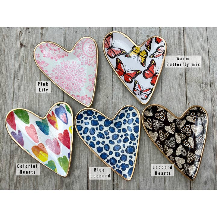 Ten Twenty Six Designs - Vente Plateaux à bijoux - Plat en céramique cœur décoré en décopatch1