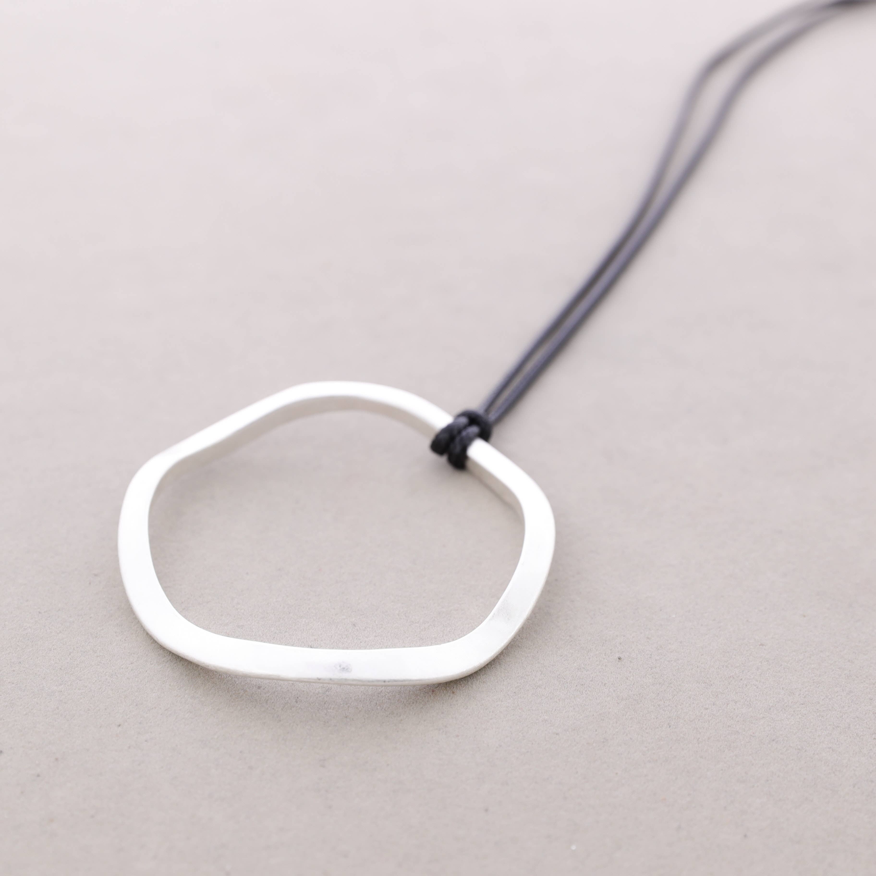 Sonata - Wholesale Snap Jewelry - Long Pendant Ring Metal Necklace5