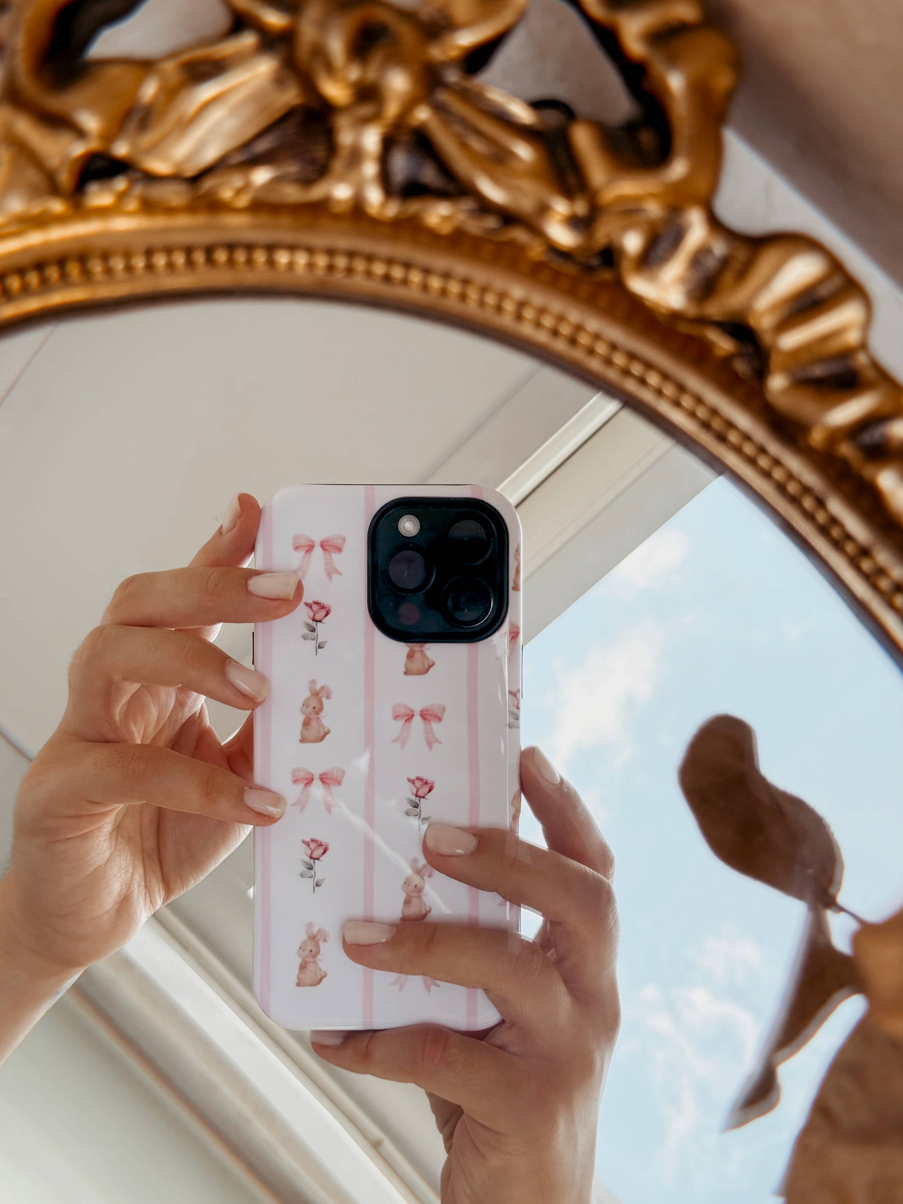 the cute cloud - Vendita all'ingrosso Custodia per cellulare - Donna - Custodia rigida rosa a doppio strato collezione Coquette per iPhone 16 Pro Max0