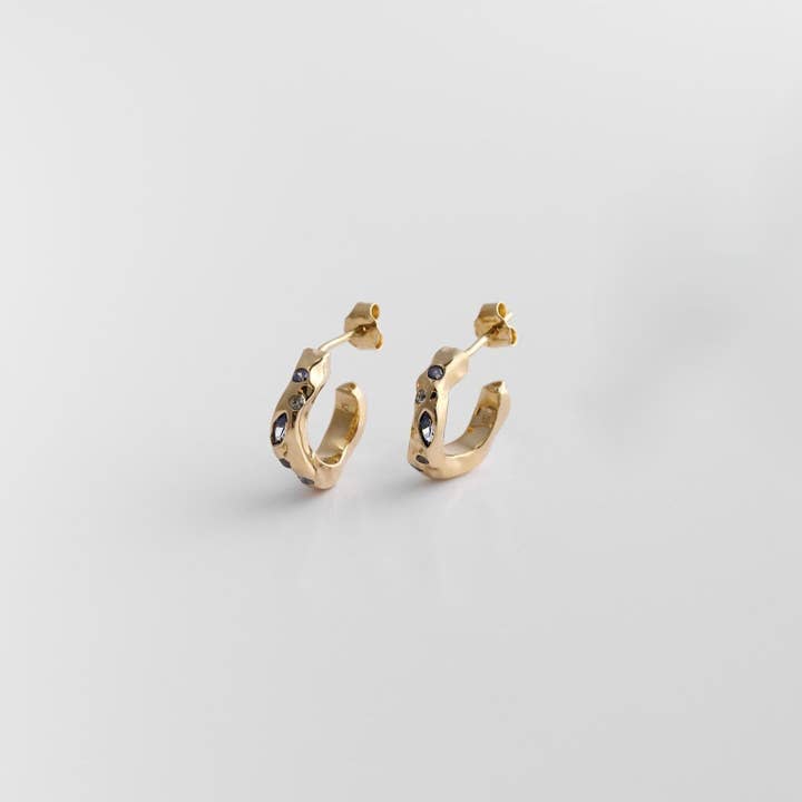 Krullen - STRALEND voor wholesale door Huguette Paris