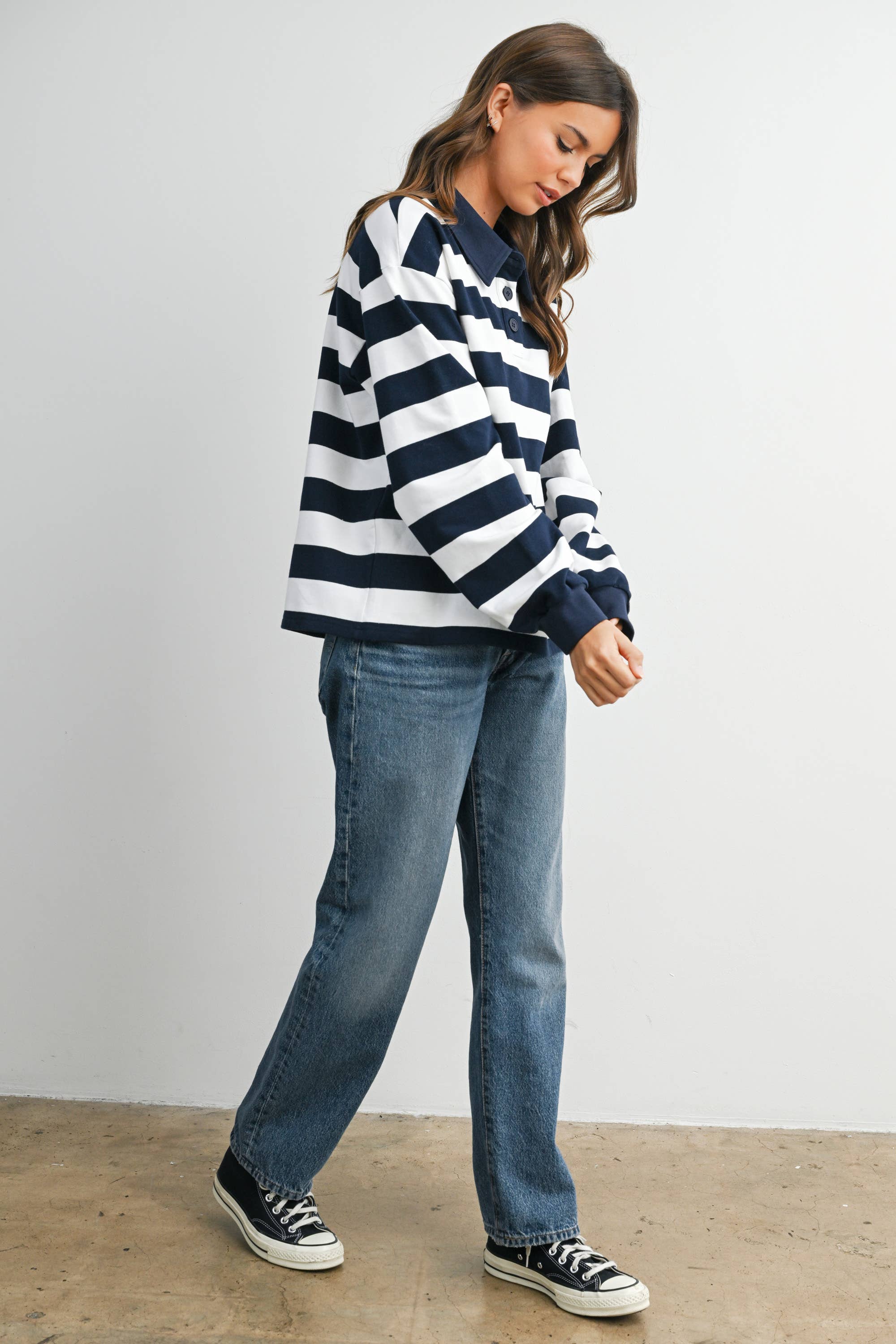 BUTTERMELON - Wholesale Sweatshirt - Women's - Striped Quarter-Buttoned Collared Sweatshirt - BMT80795