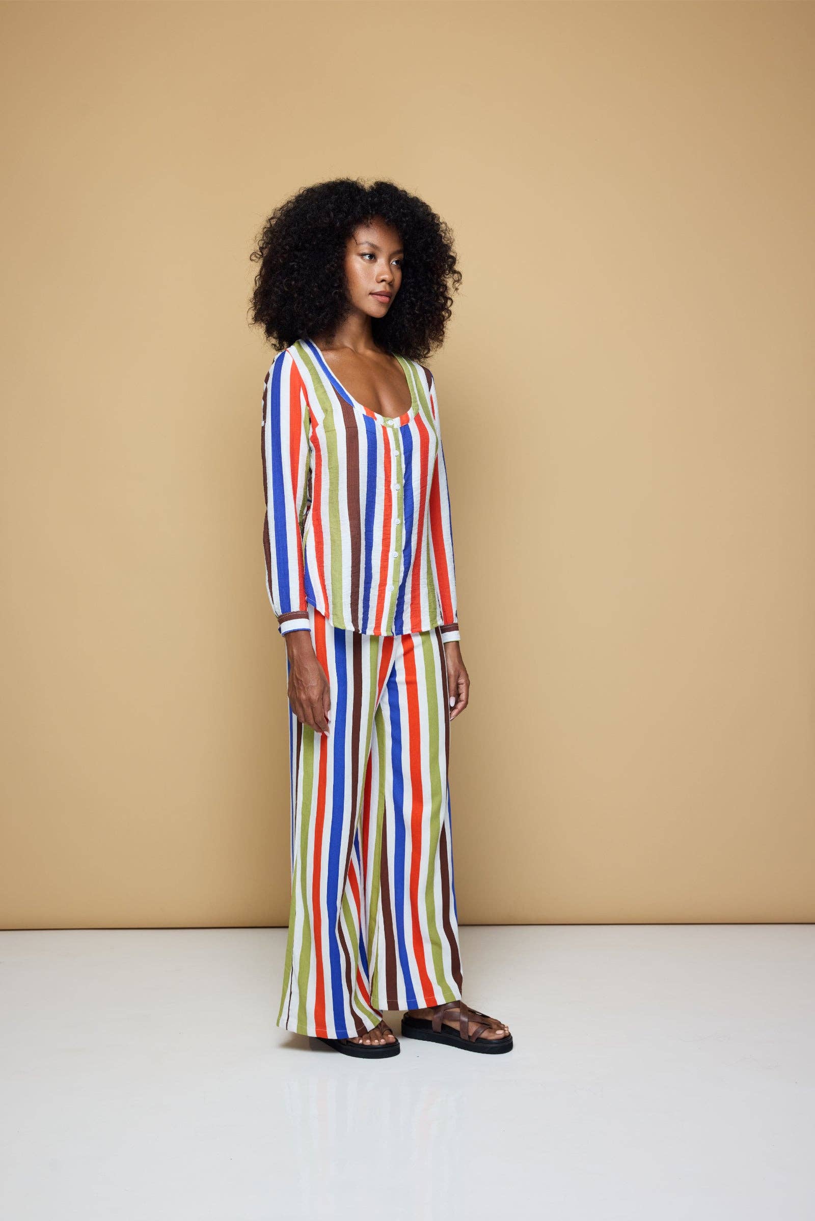 State of Georgia - Wholesale Button Down Shirt - Women's - THE GROOVE FITTED SHIRT - COOLIO STRIPE3