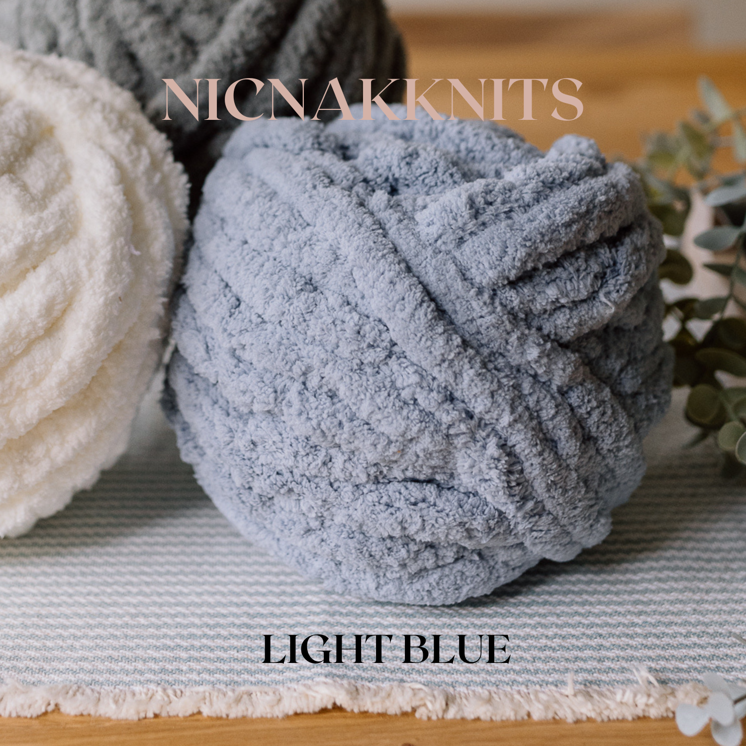 Nicnakknits - Wholesale Throw Blanket - Solid Colour - Handmade Chunky Knit Blanket18