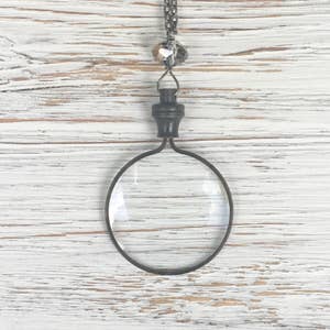 Silver Magnifying Eye Glass Necklace