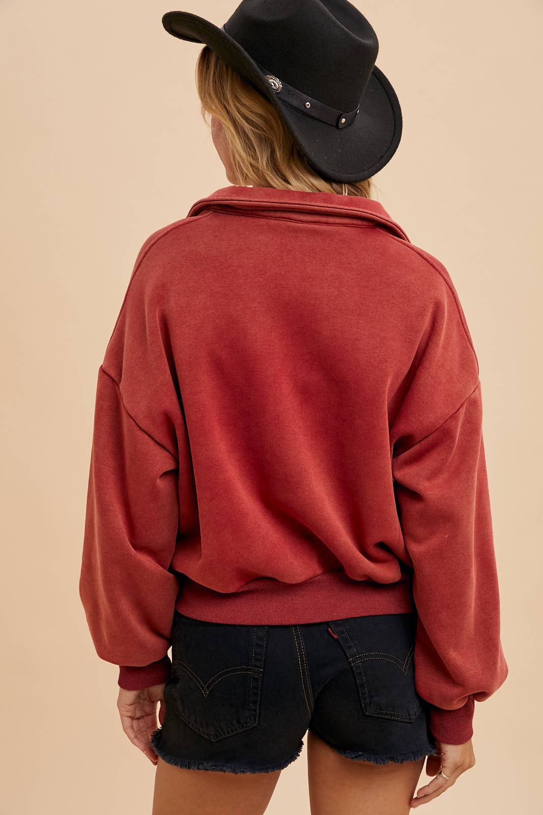 In Loom - Wholesale Sweatshirt - Women's - CROPPED POLO PULLOVER17