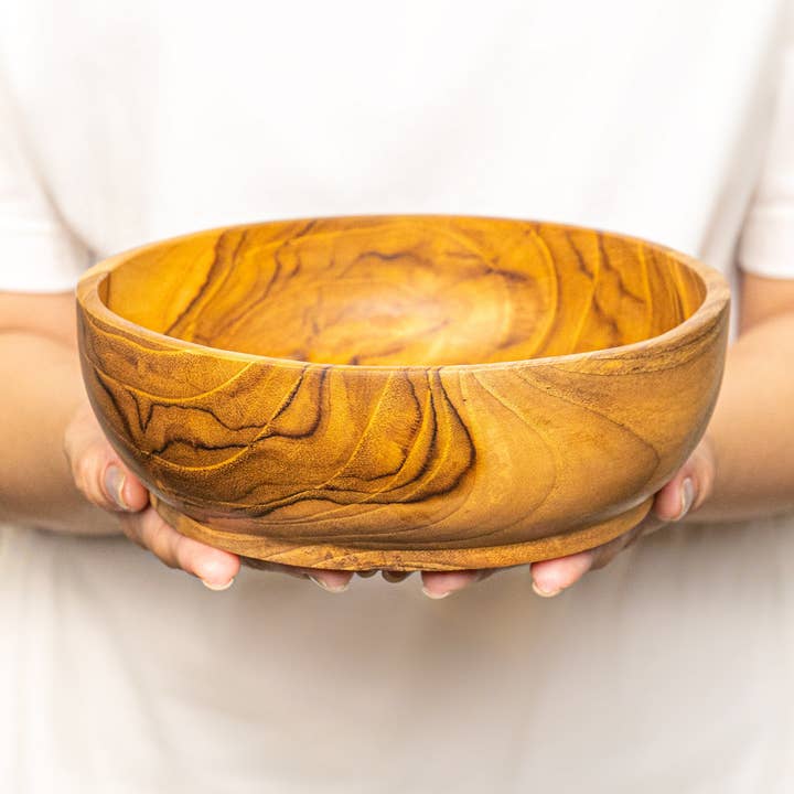 Ciotola in legno di teak con piede rotondo per la vendita all'ingrosso da parte di Rainforest Bowls