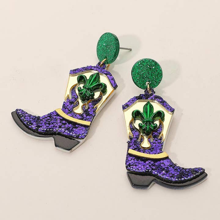 Boucles d'oreilles pendantes en forme de bottes de cowboy en résine à sequins pour Mardi Gras pour la vente par Sensibling Corp.